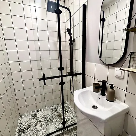 Lily's 2 By Bulgarentals - 소피아